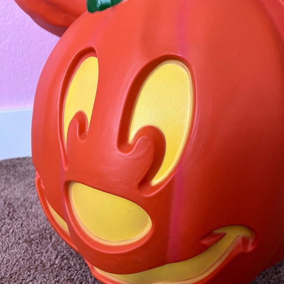 Mickey Mouse Light-Up Jack-o’-Latern - Picture 3 of 4